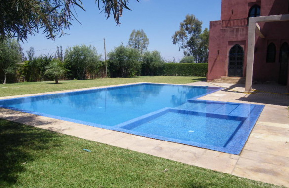 house with pool