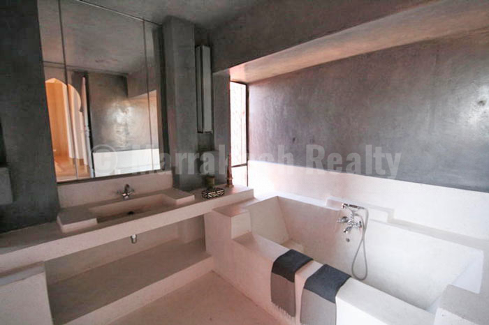 8 bedroom Guest-House with stunning architecture