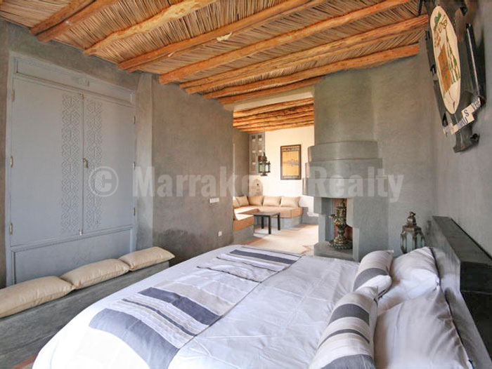 8 bedroom Guest-House with stunning architecture