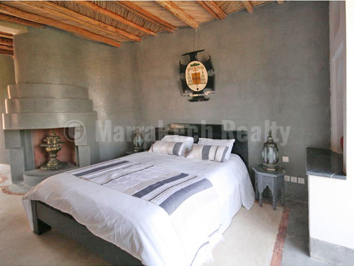 8 bedroom Guest-House with stunning architecture