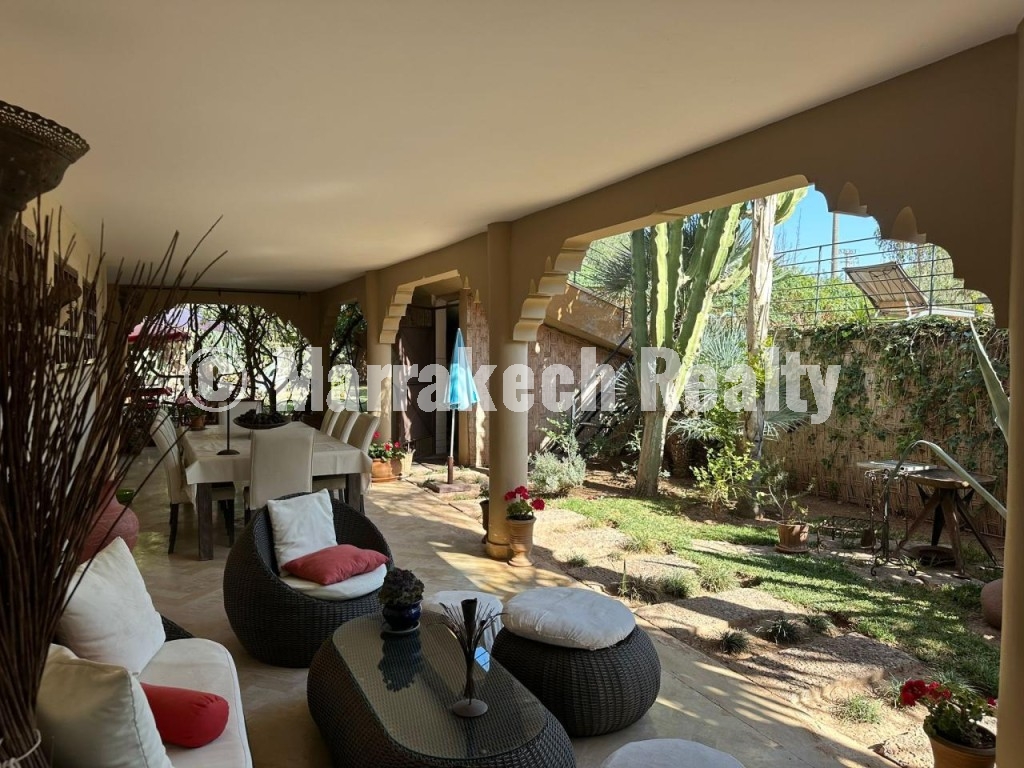 Belle villa de 5 chambres à vendre à Route de Fès