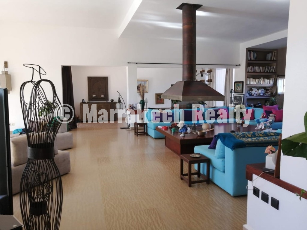 Belle villa de 5 chambres à vendre à Route de Fès