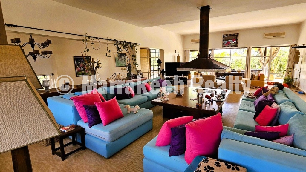 Belle villa de 5 chambres à vendre à Route de Fès