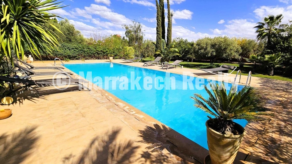 Belle villa de 5 chambres à vendre à Route de Fès