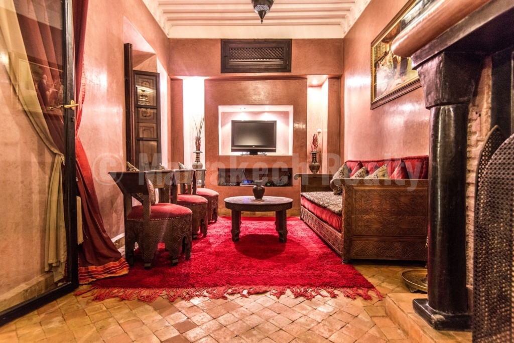 Superbe Riad Maison d’Hôtes de 8 chambres avec bel emplacement