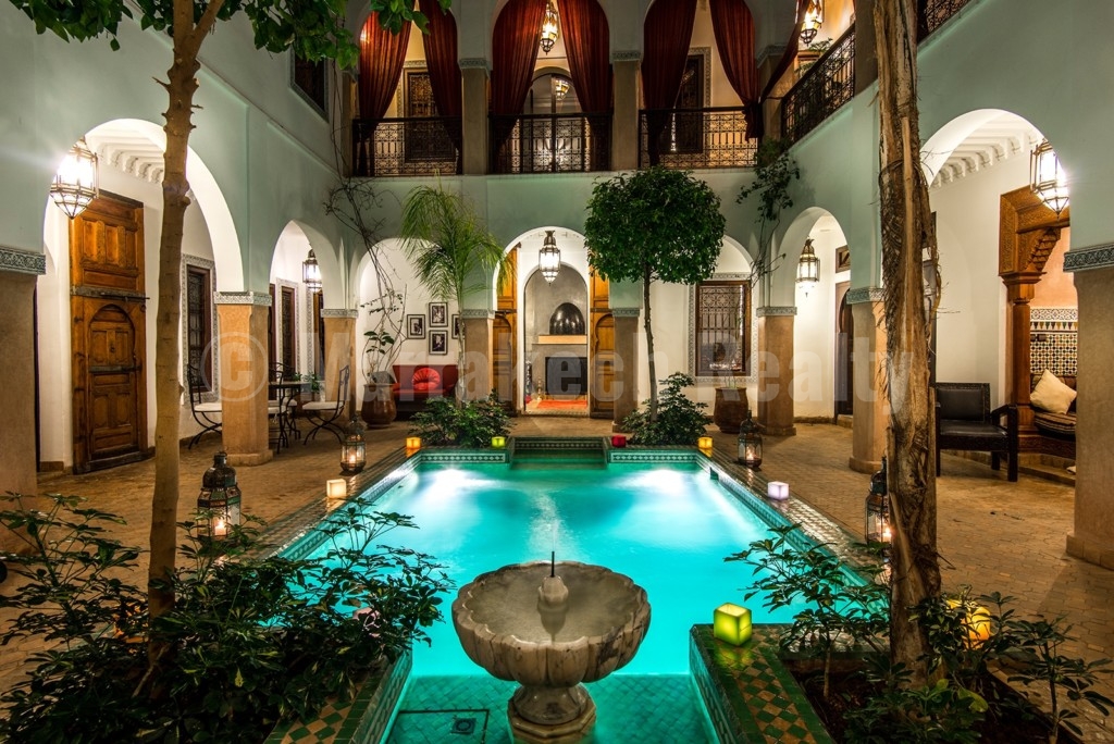 Superbe Riad Maison d’Hôtes de 8 chambres avec bel emplacement