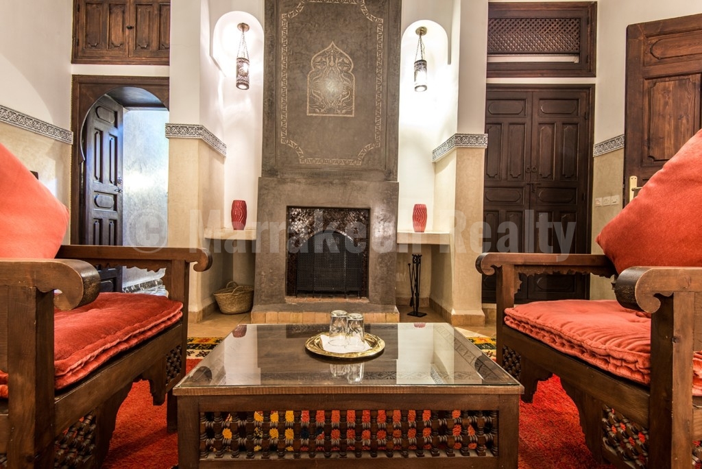 Superbe Riad Maison d’Hôtes de 8 chambres avec bel emplacement