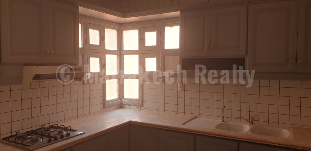 Beautiful two bedroom apartment in Hivernage.