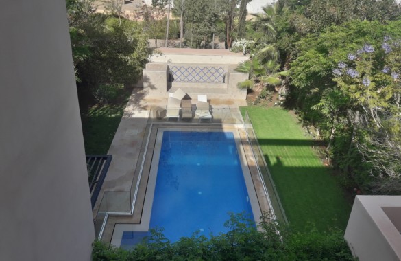 A louer: Luxueuse villa de 3 chambres avec piscine privative