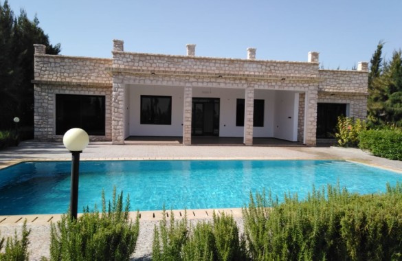 Lovely 4 bedroom modern villa for sale in Essaouira