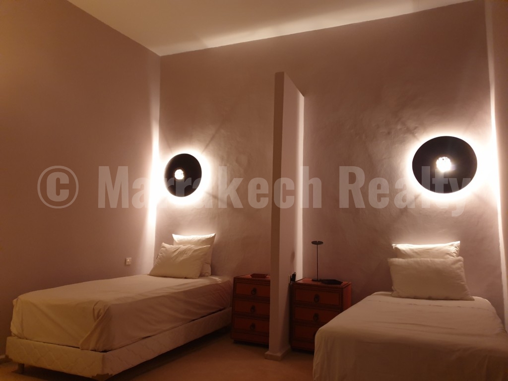 Superb 5 bedroom Riad for sale with easy access