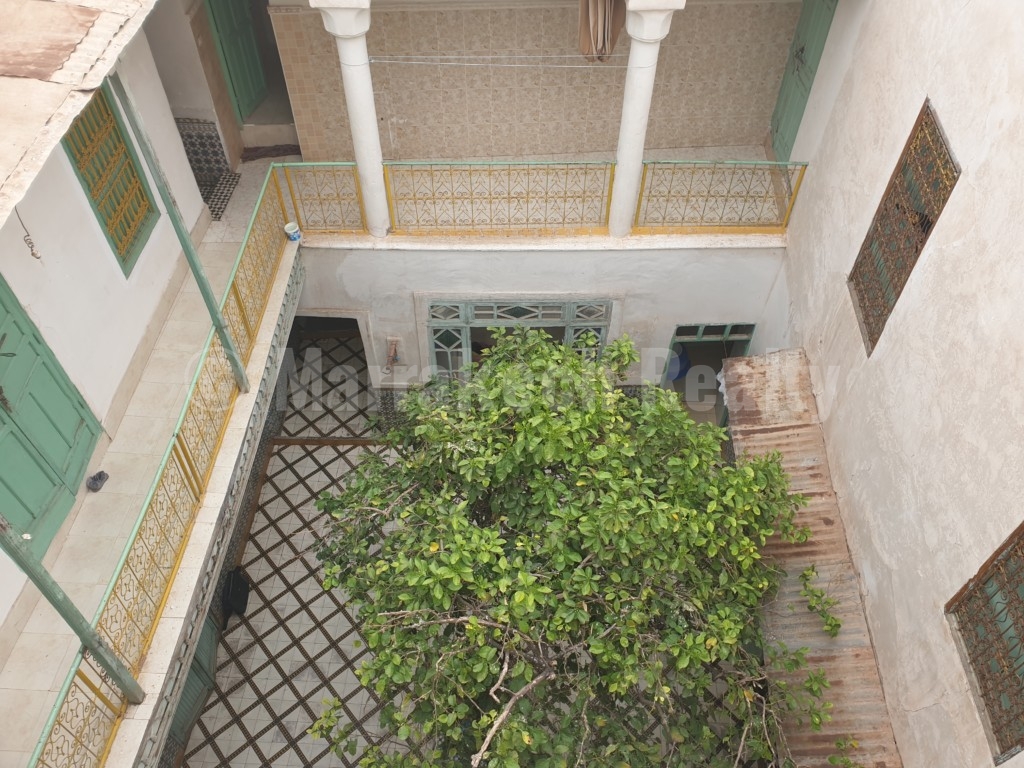 Lovely Riad to renovate with prime location