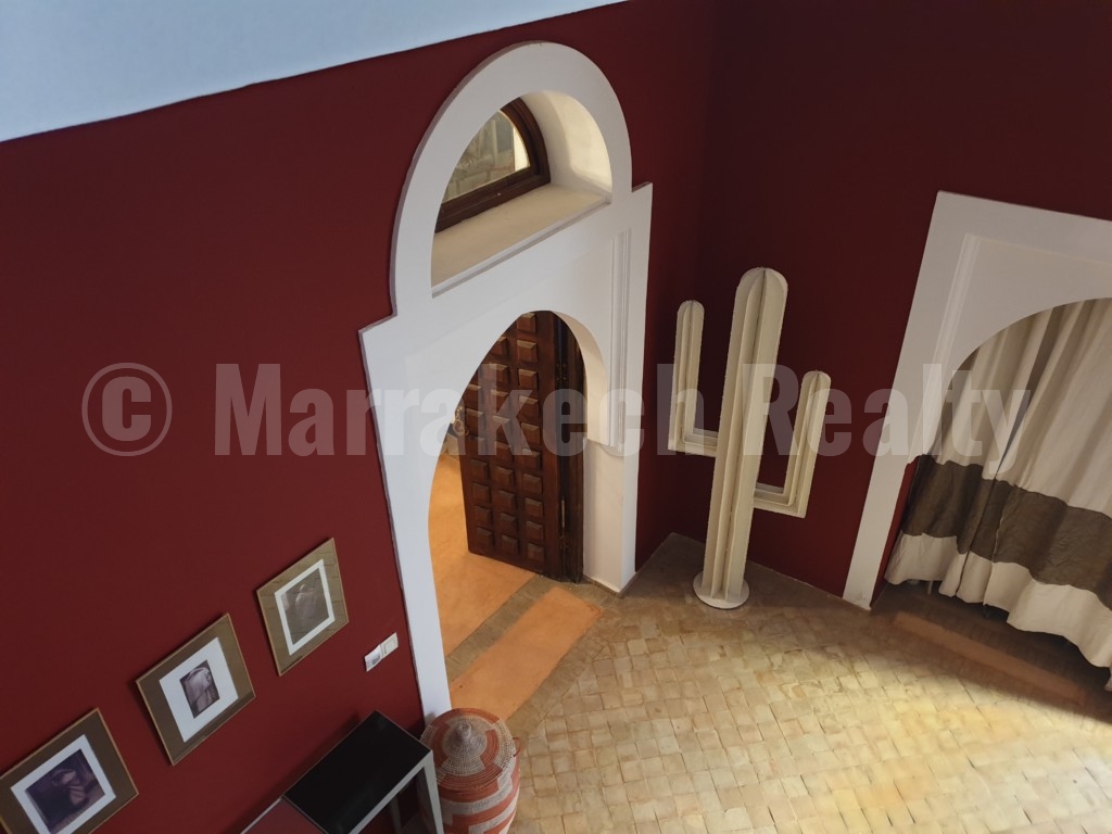 Superb 5 bedroom Riad for sale with easy access