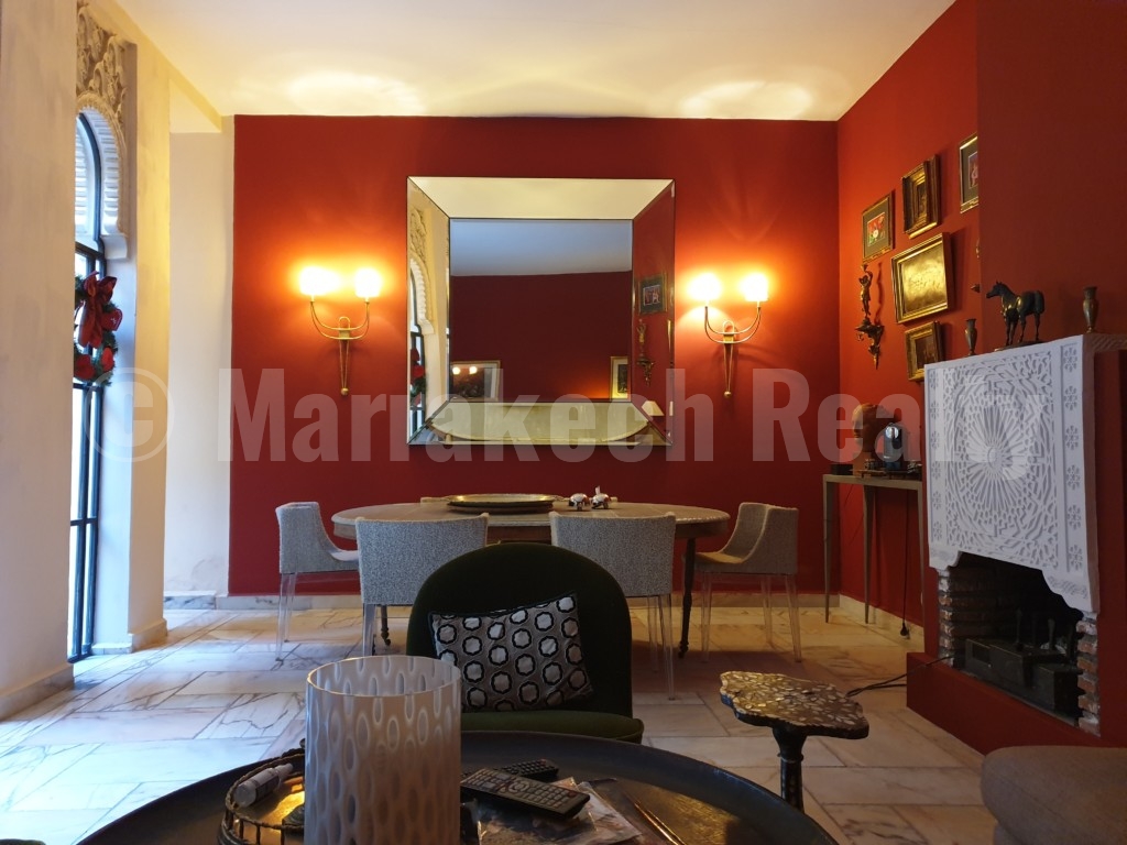 Superb 5 bedroom Riad for sale with easy access