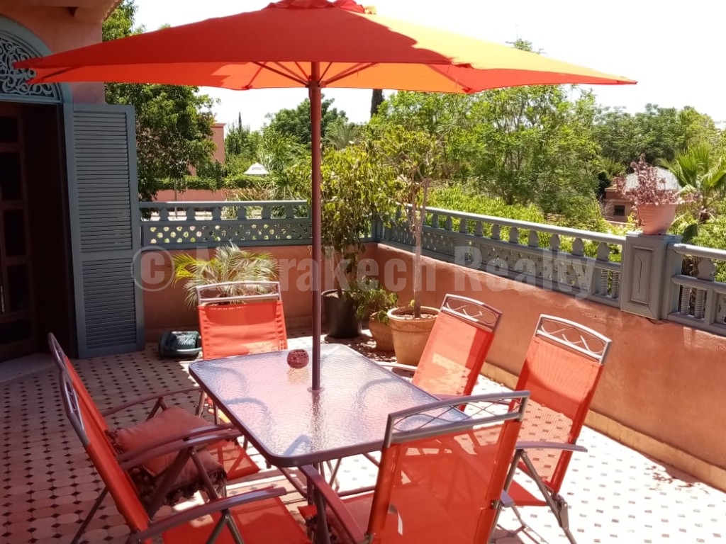 Belle villa traditionnelle de 4 chambres proche du centre de Marrakech