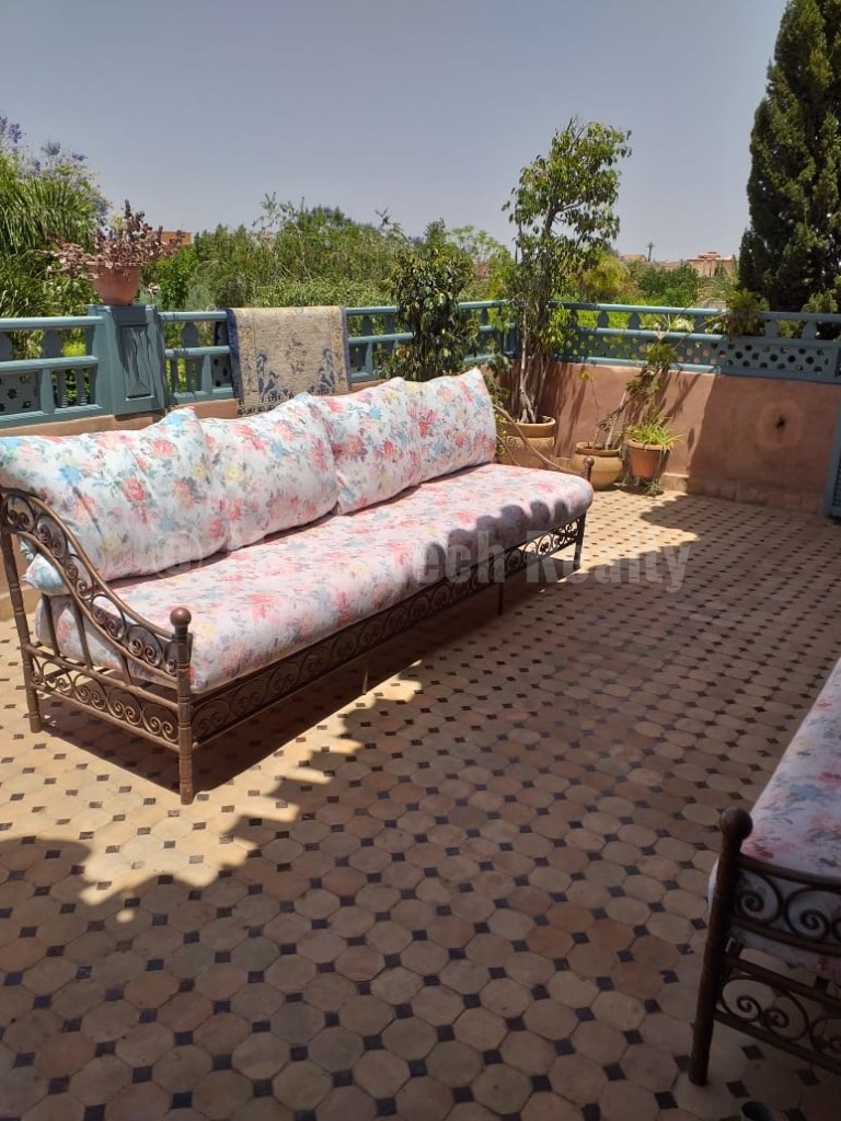 Belle villa traditionnelle de 4 chambres proche du centre de Marrakech