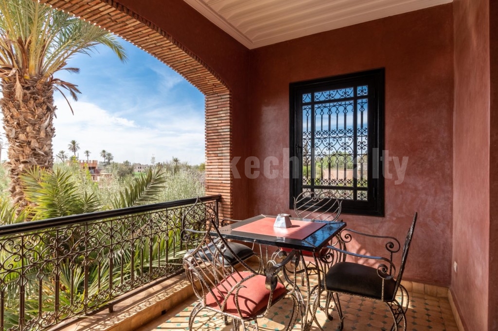 Pleasant 4 bedroom villa for rent long term with pool