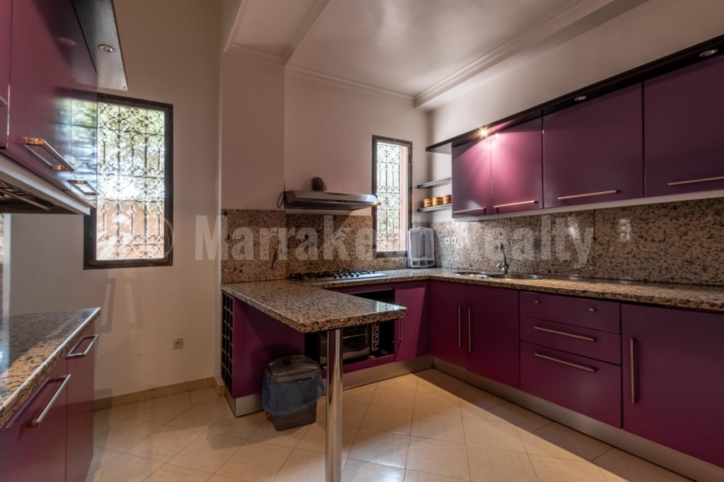 Pleasant 4 bedroom villa for rent long term with pool