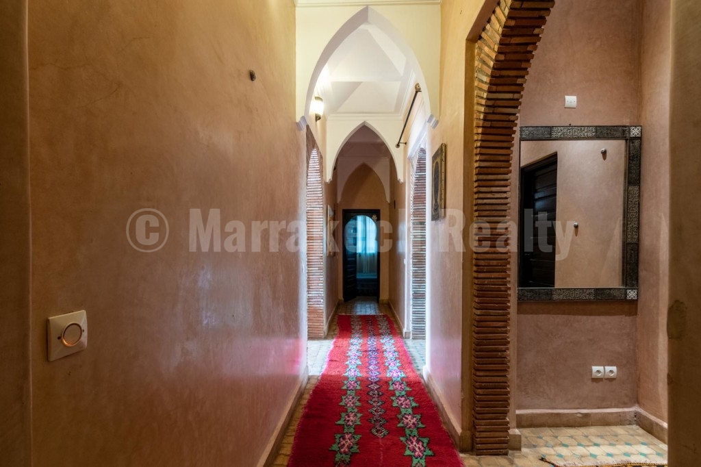 Pleasant 4 bedroom villa for rent long term with pool