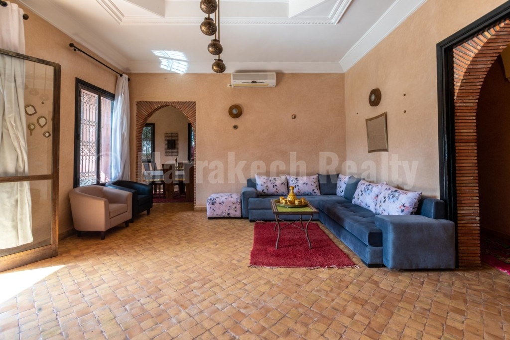 Pleasant 4 bedroom villa for rent long term with pool