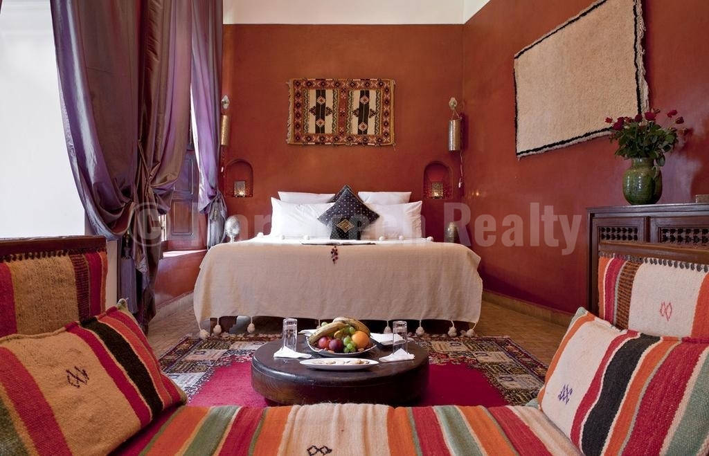 Elegant 6 bedroom Boutique-Riad for sale in Marrakech