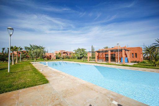 A louer, villa de 3 chambres dans un domaine sécurisé