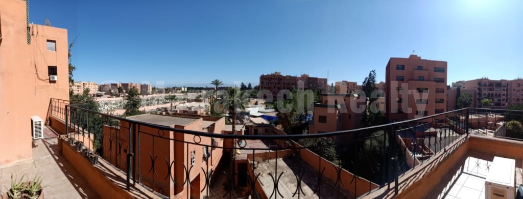 Appartement plein centre, parking et terrasse vue Atlas