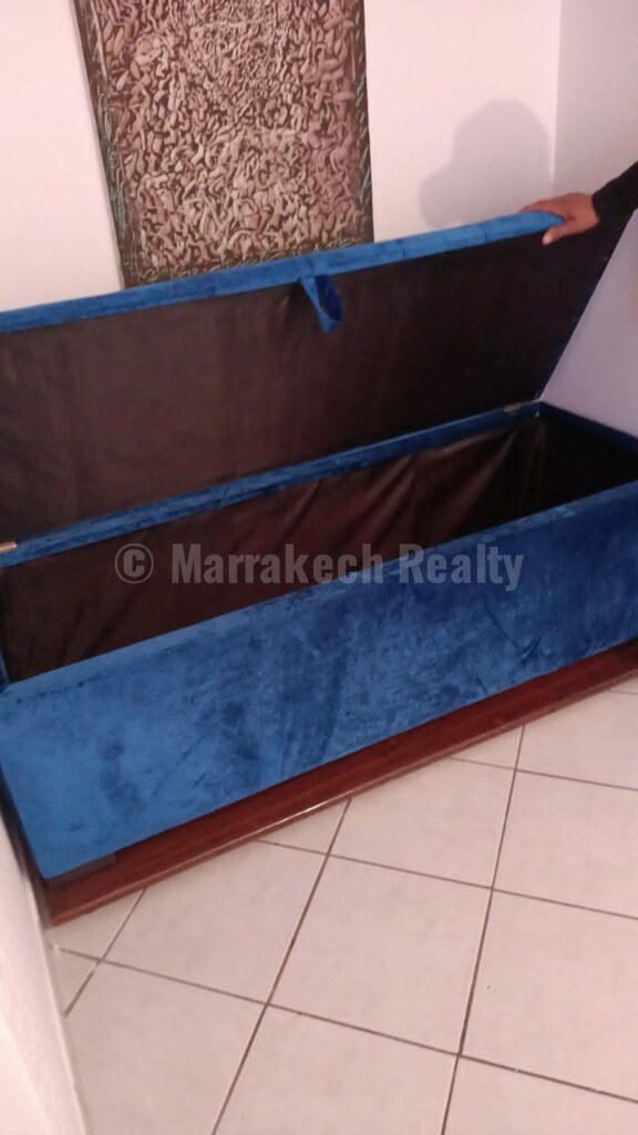 Appartement plein centre, parking et terrasse vue Atlas