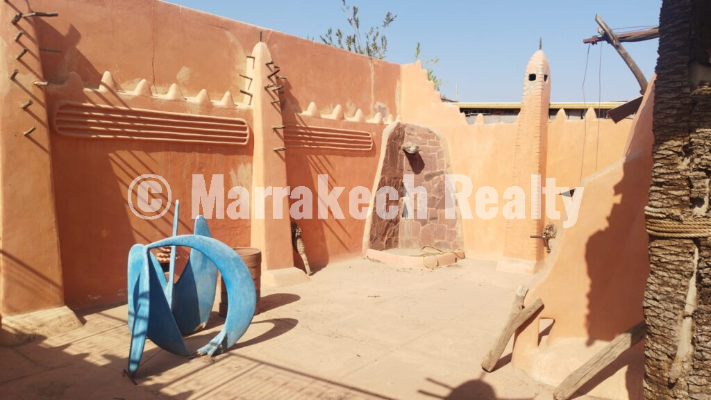 Emplacement unique pour ce Riad concept-store en Medina de Marrakech