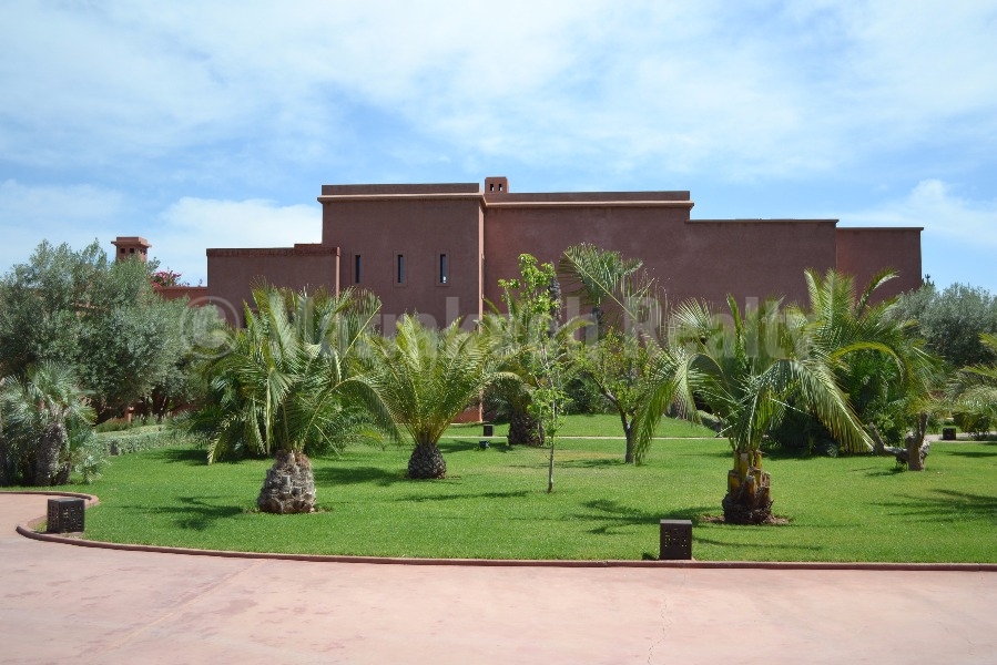 Villa contemporaine de prestige à vendre à proximité de Marrakech