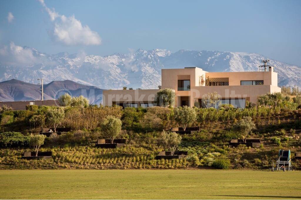 Villas de luxe de 3 à 5 chambres à vendre dans un prestigieux domaine à Marrakech