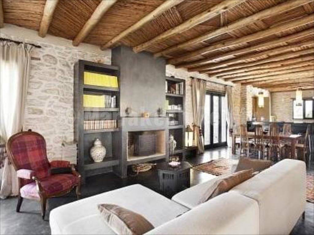 Magnifique maison d’hôte à vendre, à 900 m de la plage