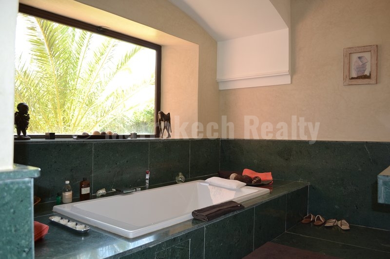 Villa contemporaine de prestige à vendre à proximité de Marrakech