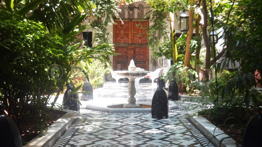 Exceptionnel Boutique-Riad de 8 suites avec emplacement unique