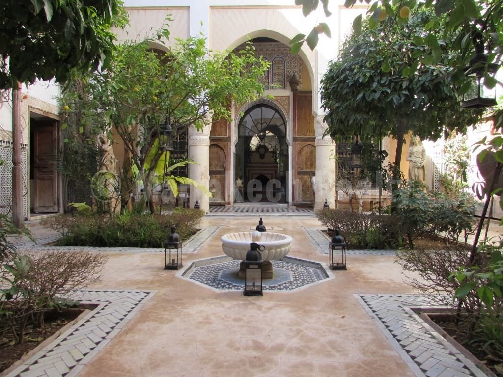 Exceptionnel Riad-Palais de 12 chambres à la vente en Medina