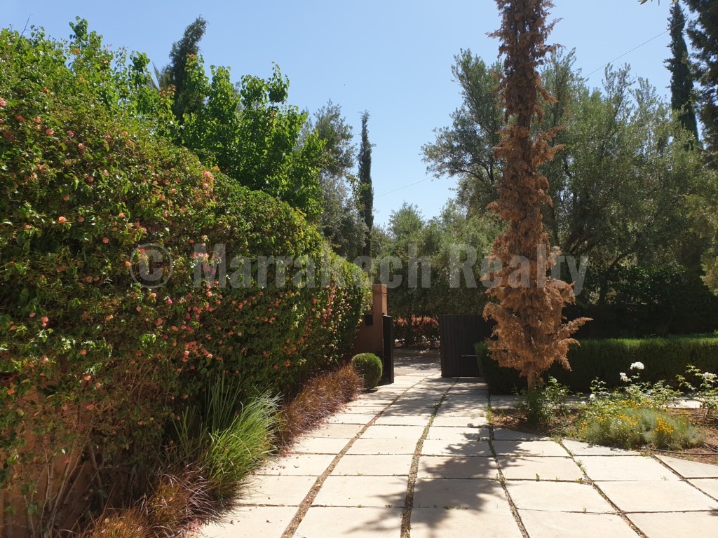 Superbe villa de 4 chambres à louer dans un domaine privé à proximité de Marrakech