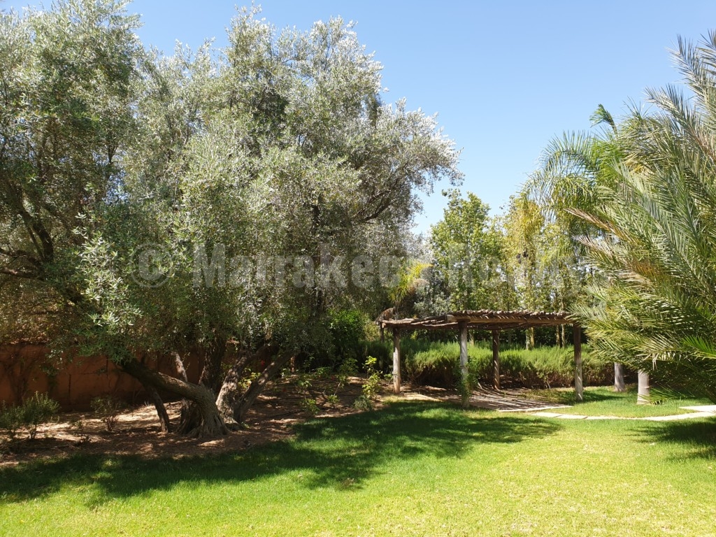 For sale: 4 bedroom kasbah-style villa in a gated community close to Marrakech