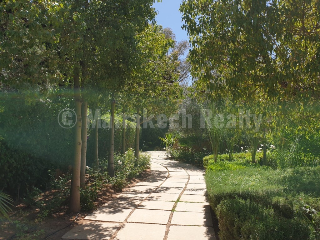 Upscale 3 bedroom kasbah-style villa for rent close to Marrakech