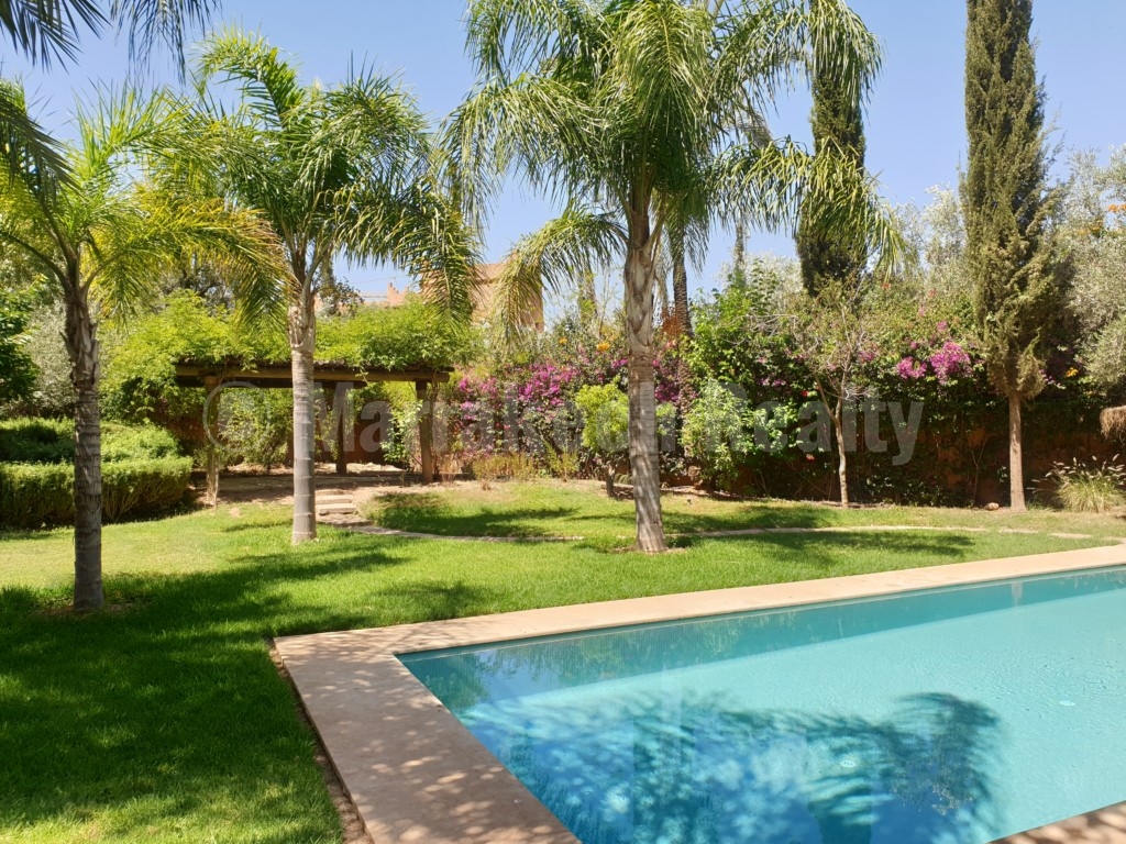 Upscale 3 bedroom kasbah-style villa for rent close to Marrakech
