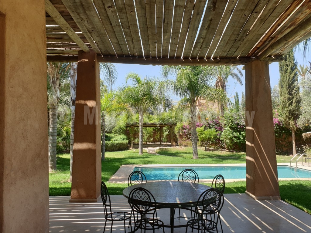 Superbe villa de 3 chambres de style Kasbah à louer à proximité de Marrakech