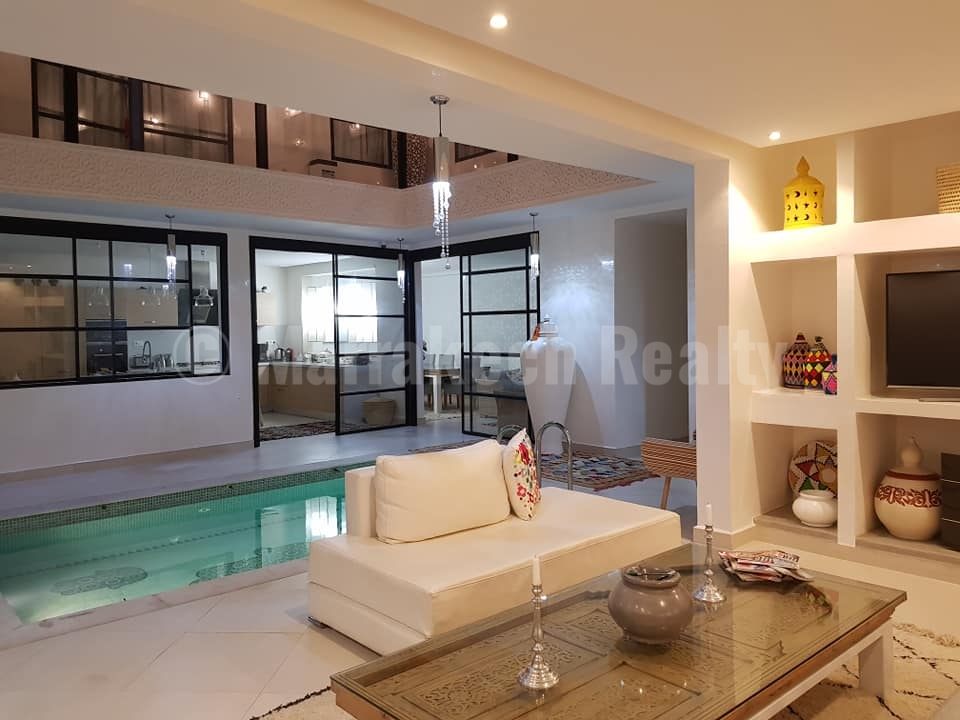 Ce luxueux Riad contemporain de 5 chambres est proposé au prix de 650 000 Euros