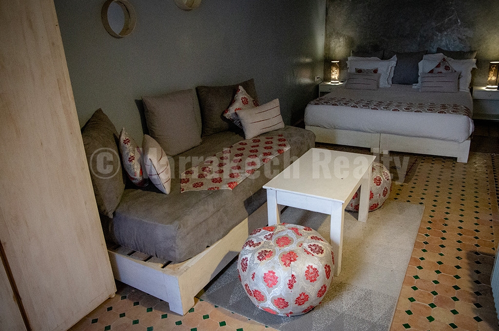 Sweet 6 bedroom Riad Guest-House with seaviews just listed for 440 000 Euros