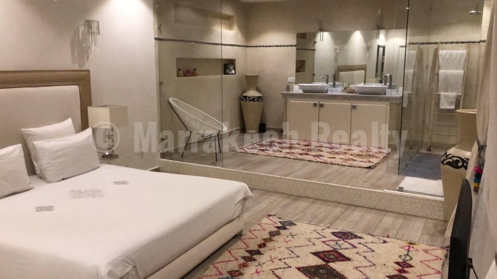 Ce luxueux Riad contemporain de 5 chambres est proposé au prix de 650 000 Euros