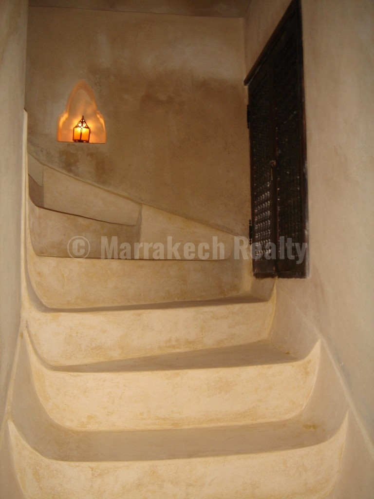 Pretty 4 bedroom Riad with seaviews for sale in the Medina