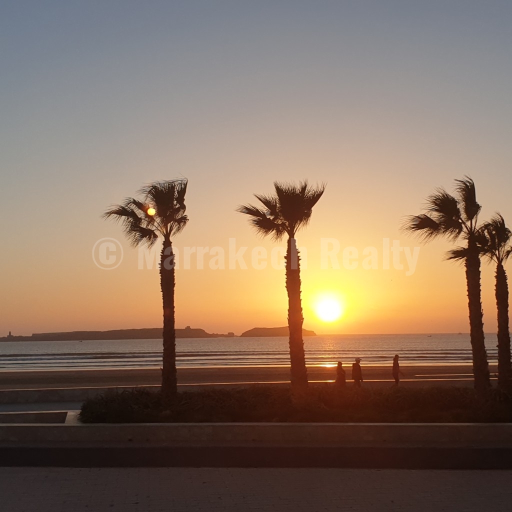 Exceptionnel hôtel de luxe de 12 suites en front de mer à vendre de façon confidentielle à Essaouira