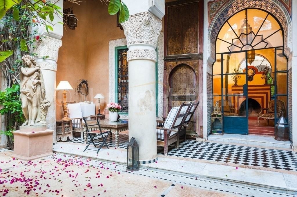Exceptionnel Riad-Palais de 12 chambres à la vente en Medina