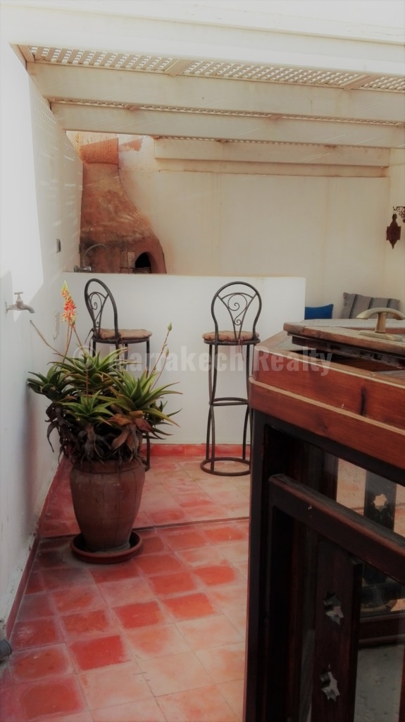 Pretty 4 bedroom Riad with prime location and excellent rental figures