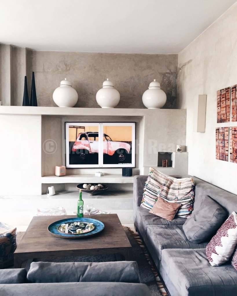 This elegant 5 suites Boutique-Riad with seaviews hits the market