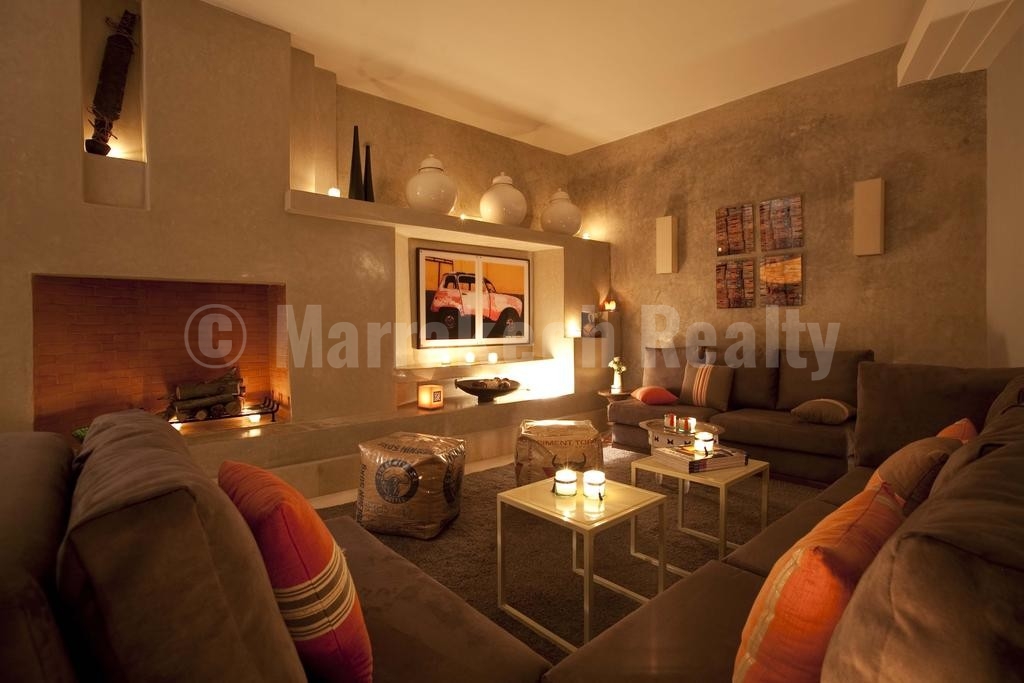 This elegant 5 suites Boutique-Riad with seaviews hits the market