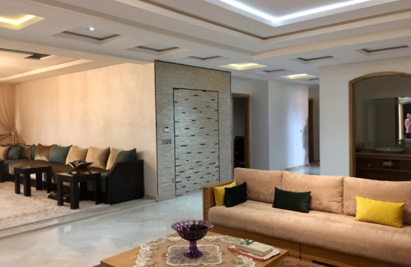Vaste et bel appartement de 4 chambres à vendre au cœur de Marrakech